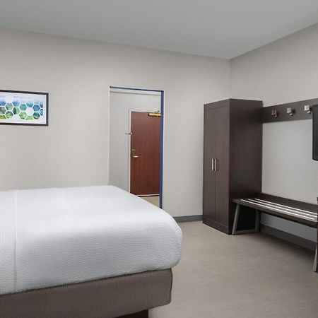 Holiday Inn Express Knoxville-Strawberry Plains By Ihg Eksteriør billede