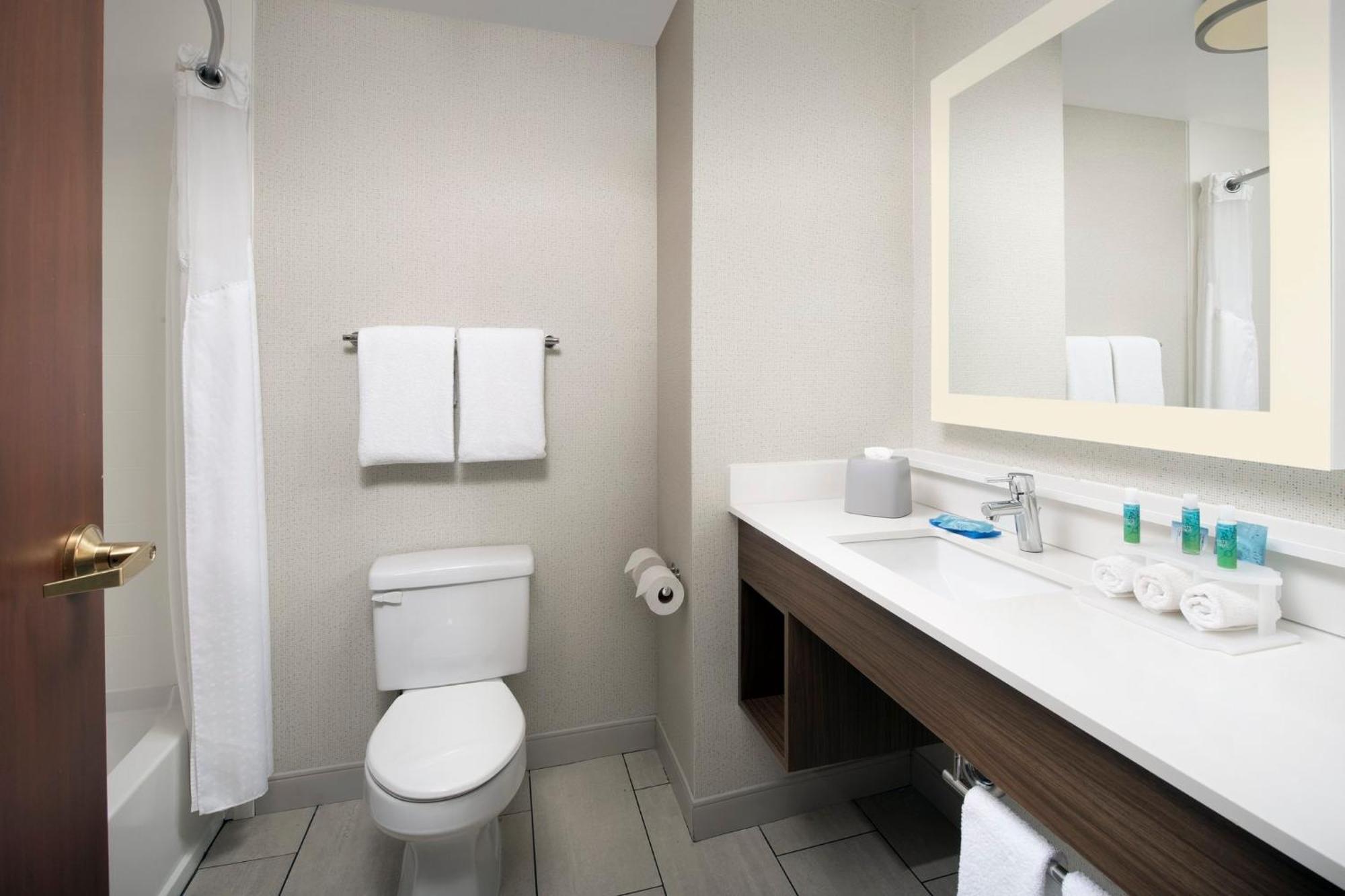 Holiday Inn Express Knoxville-Strawberry Plains By Ihg Eksteriør billede