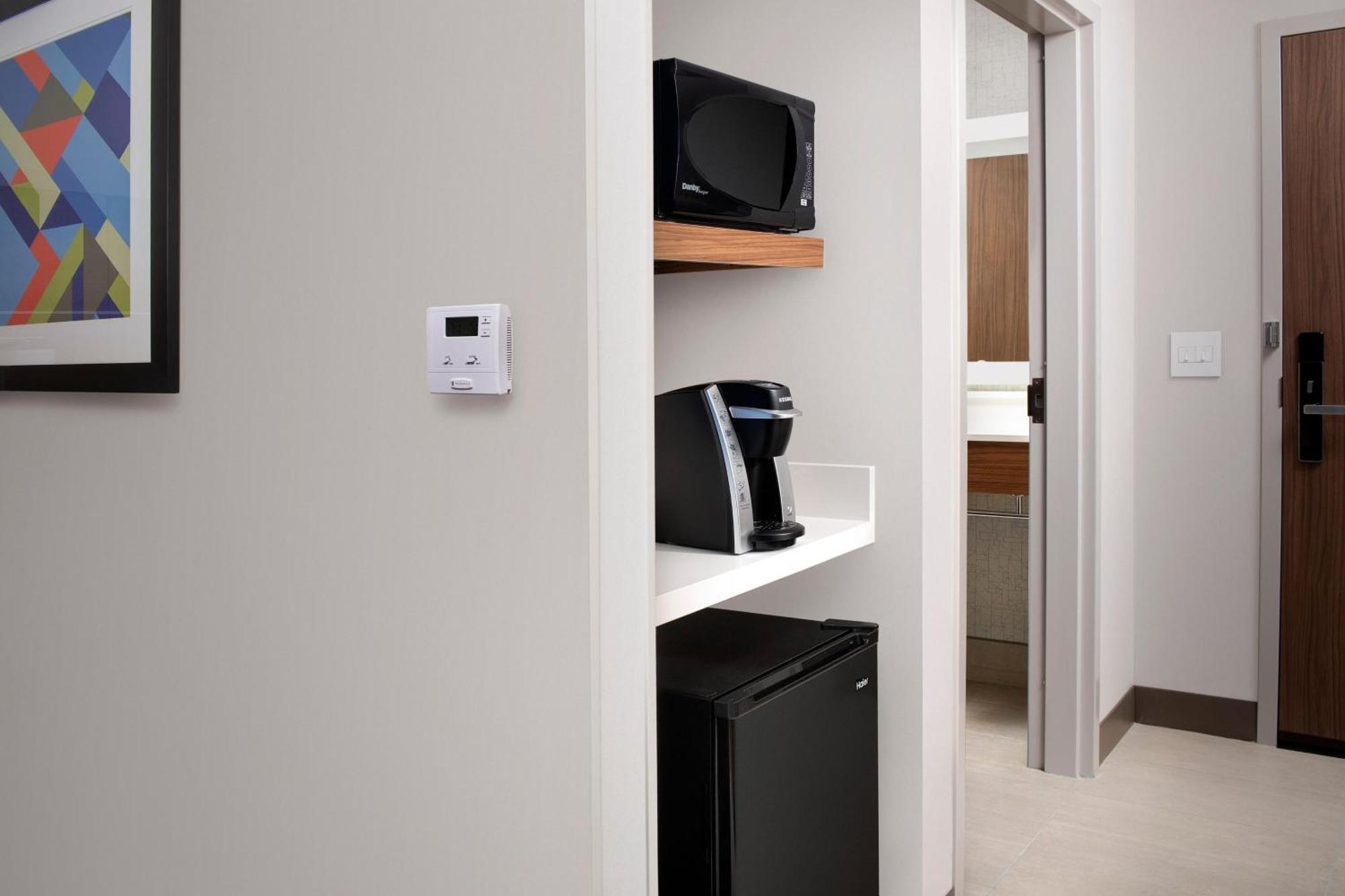 Holiday Inn Express Knoxville-Strawberry Plains By Ihg Eksteriør billede