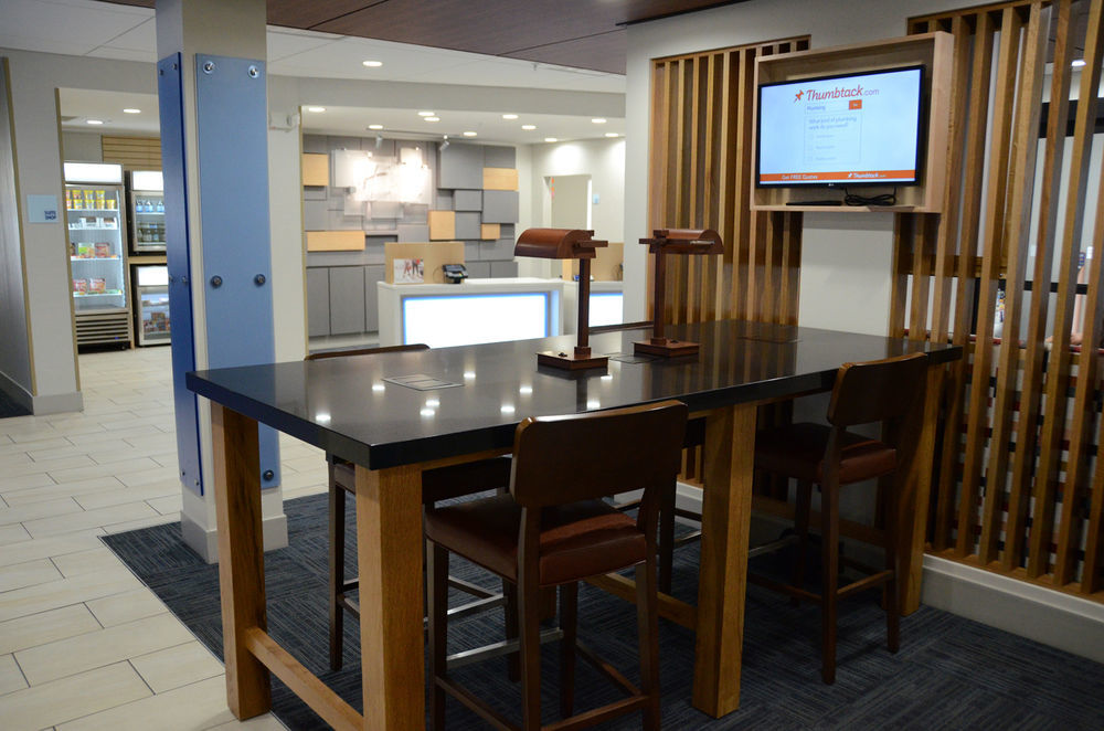 Holiday Inn Express Knoxville-Strawberry Plains By Ihg Eksteriør billede