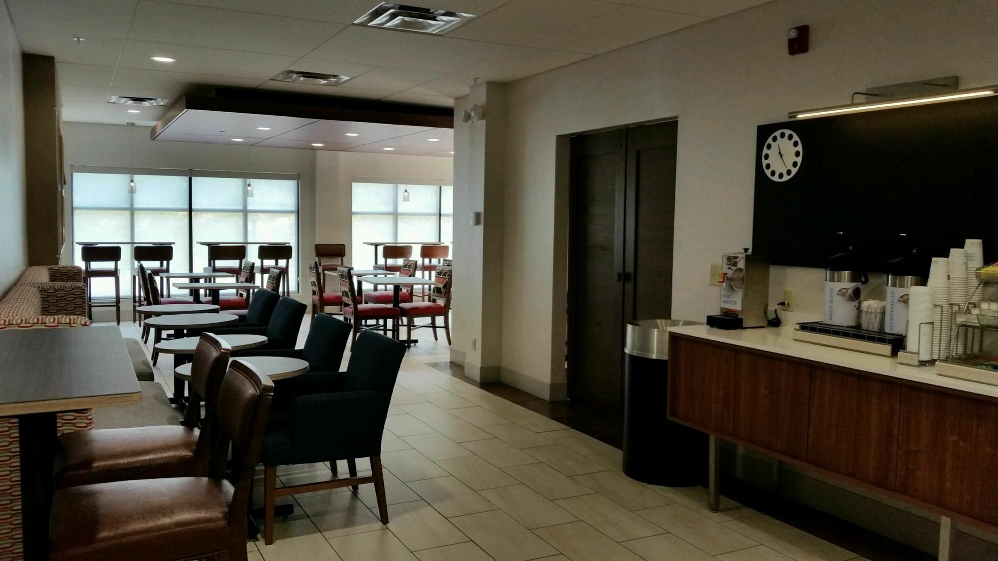 Holiday Inn Express Knoxville-Strawberry Plains By Ihg Eksteriør billede