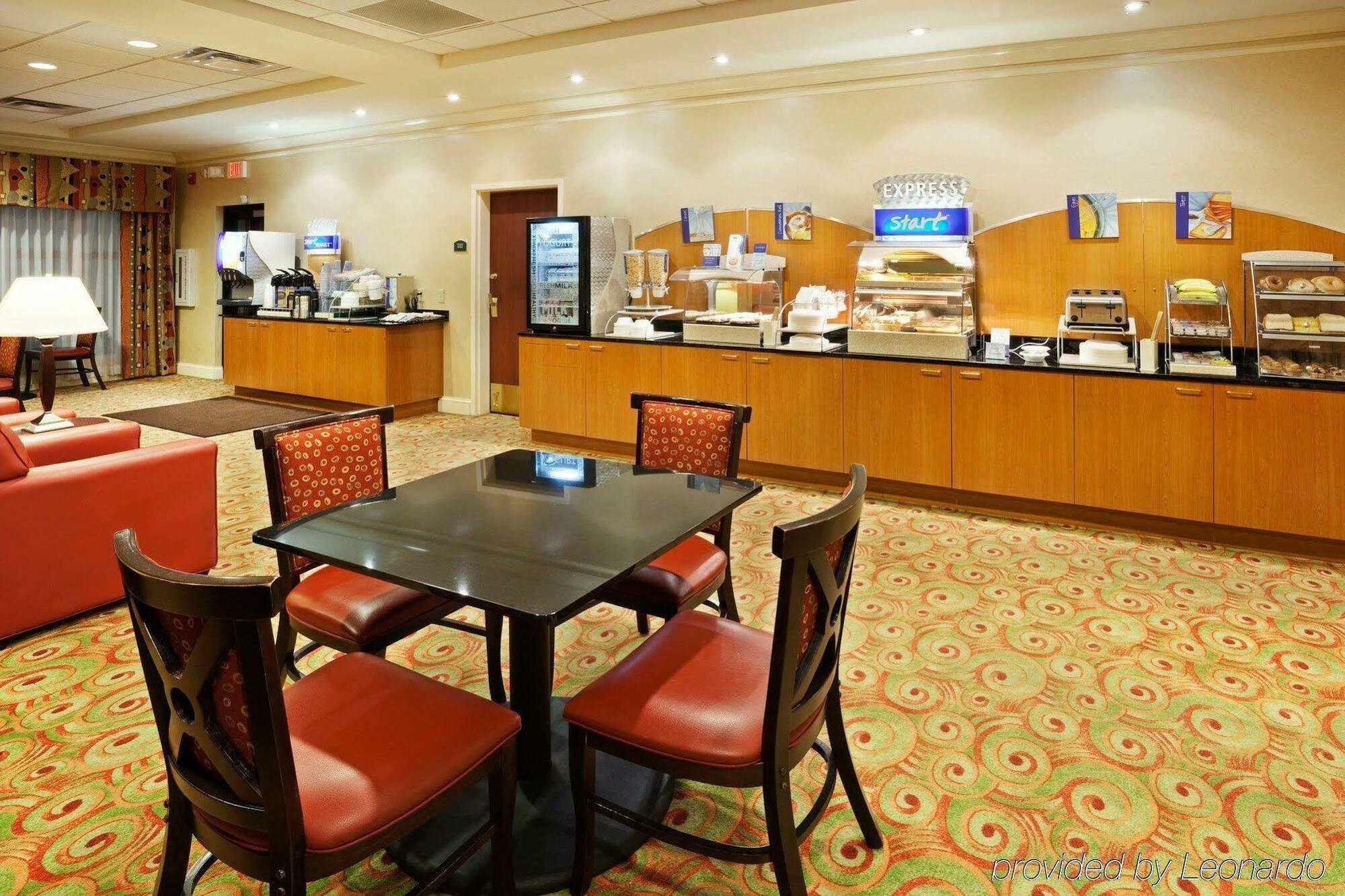 Holiday Inn Express Knoxville-Strawberry Plains By Ihg Eksteriør billede