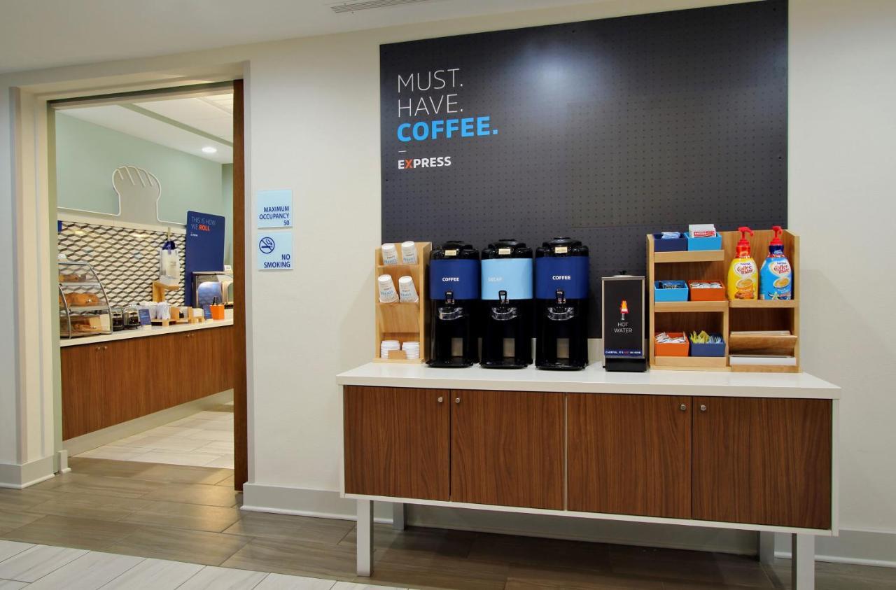 Holiday Inn Express Knoxville-Strawberry Plains By Ihg Eksteriør billede